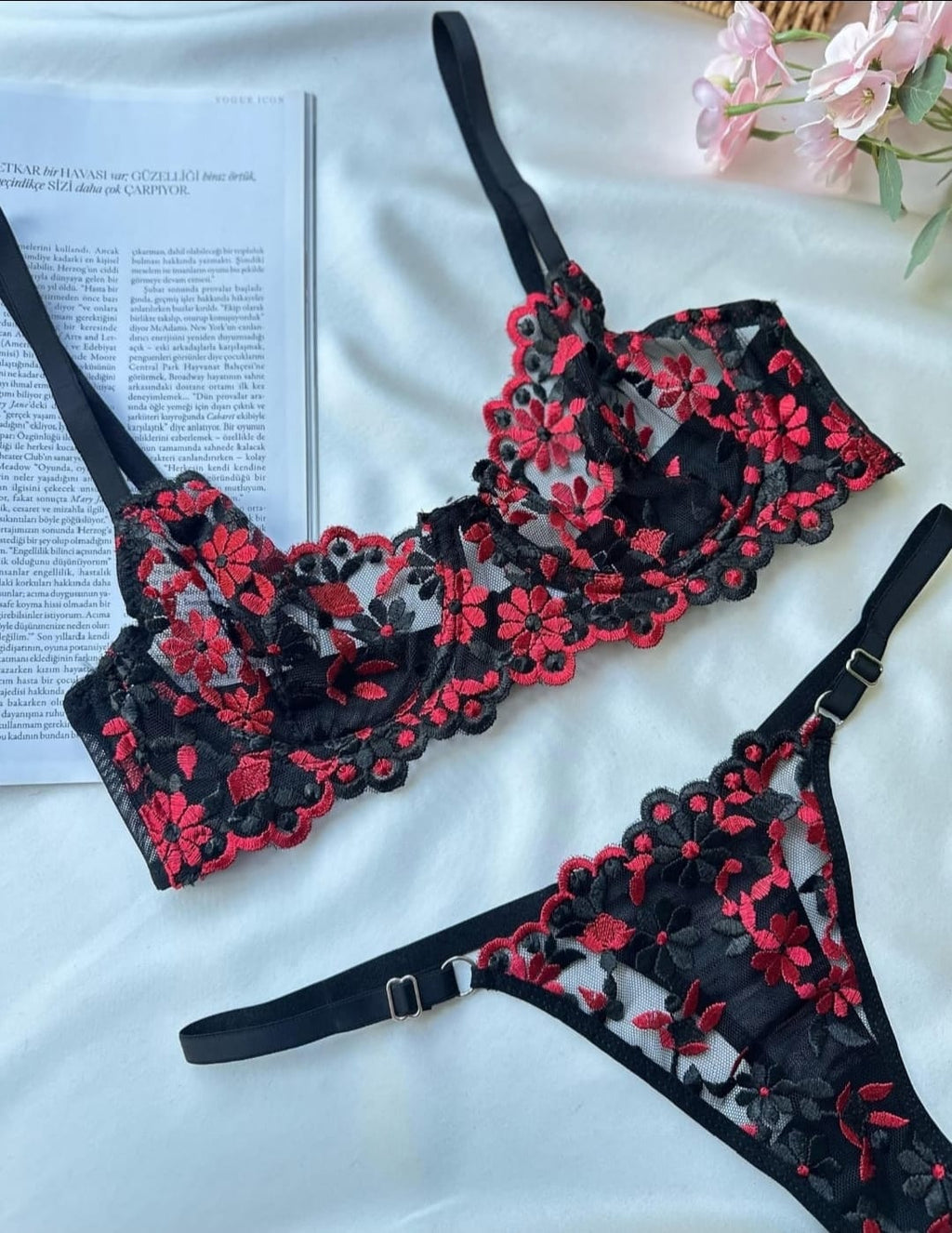Transaparan Brode Kırmızı Siyah Set