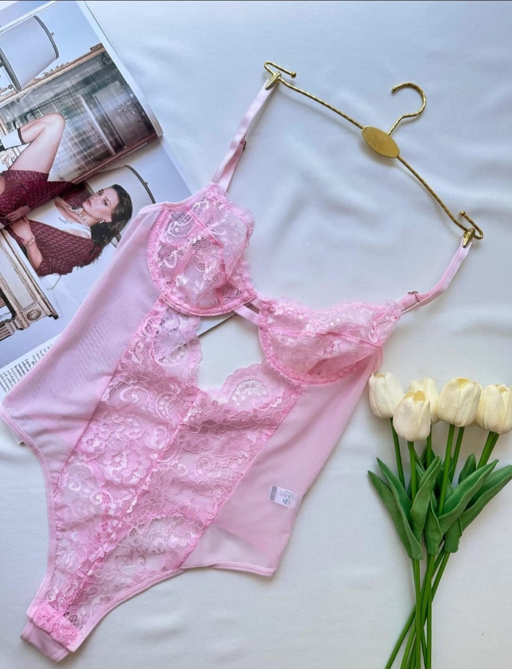 Pembe Dantelli Body Suit